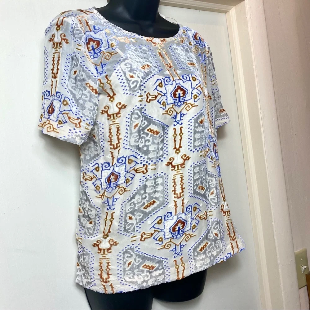 Sundance Velvet Geometric Short Sleeve Top - Picture 4 of 10